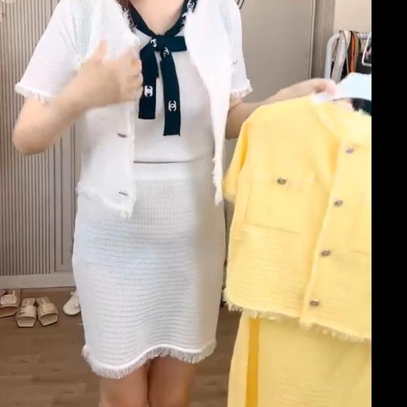 v領雙口袋小香短裙套春夏新款韓系INS修身顯瘦撞色短袖上衣 高腰短裙 兩件式套裝女